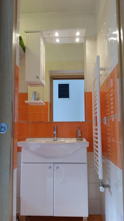 Apartments Antic セニ エクステリア 写真
